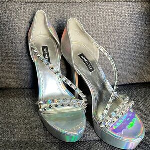 Nine West Silver Holographic Heels